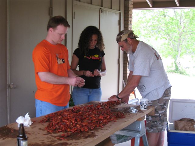 Kylie and my first real crawfish boil...